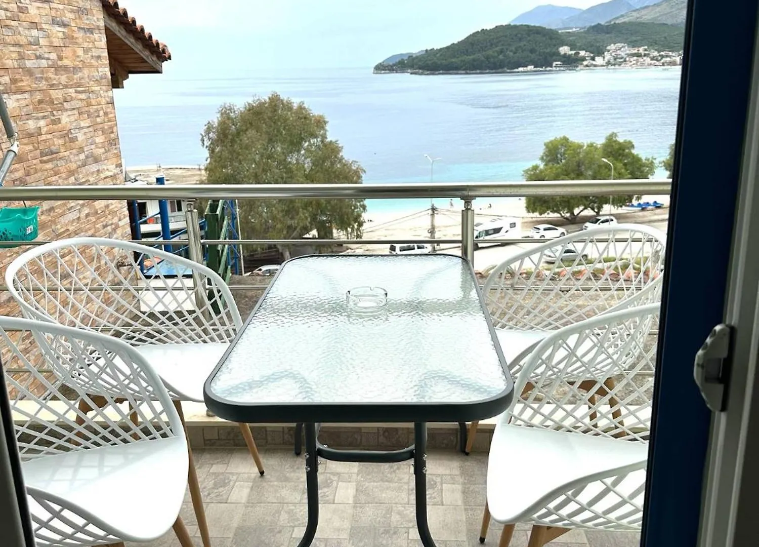 Rooms With View Himare Appartamento
