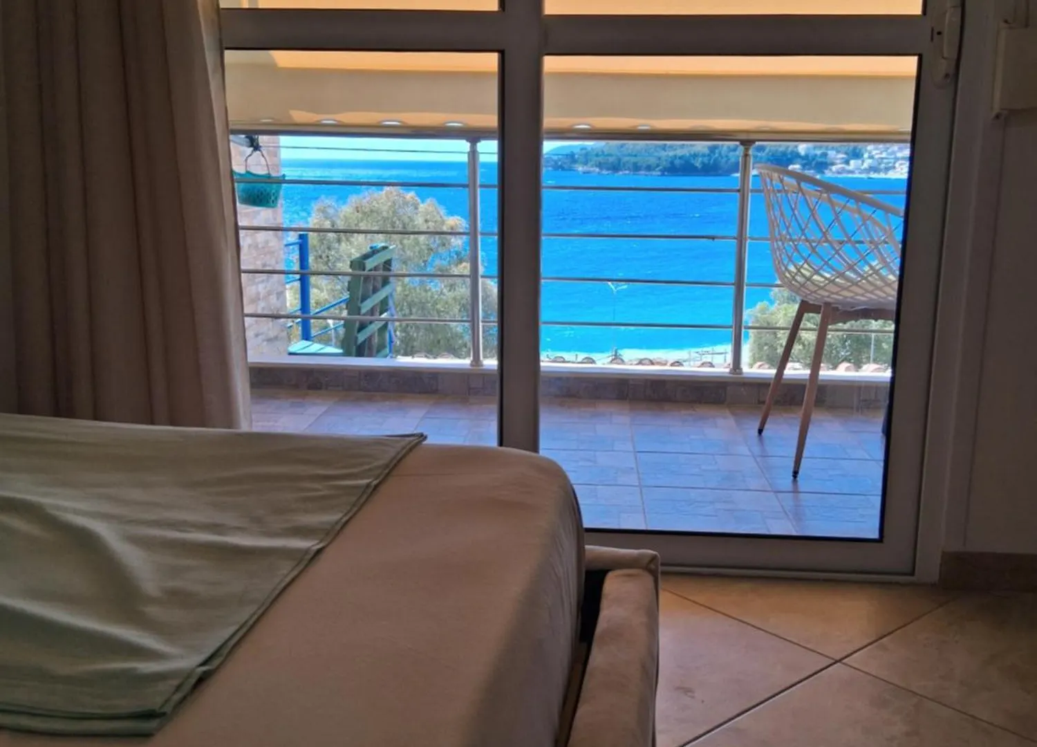 Rooms With View Himare