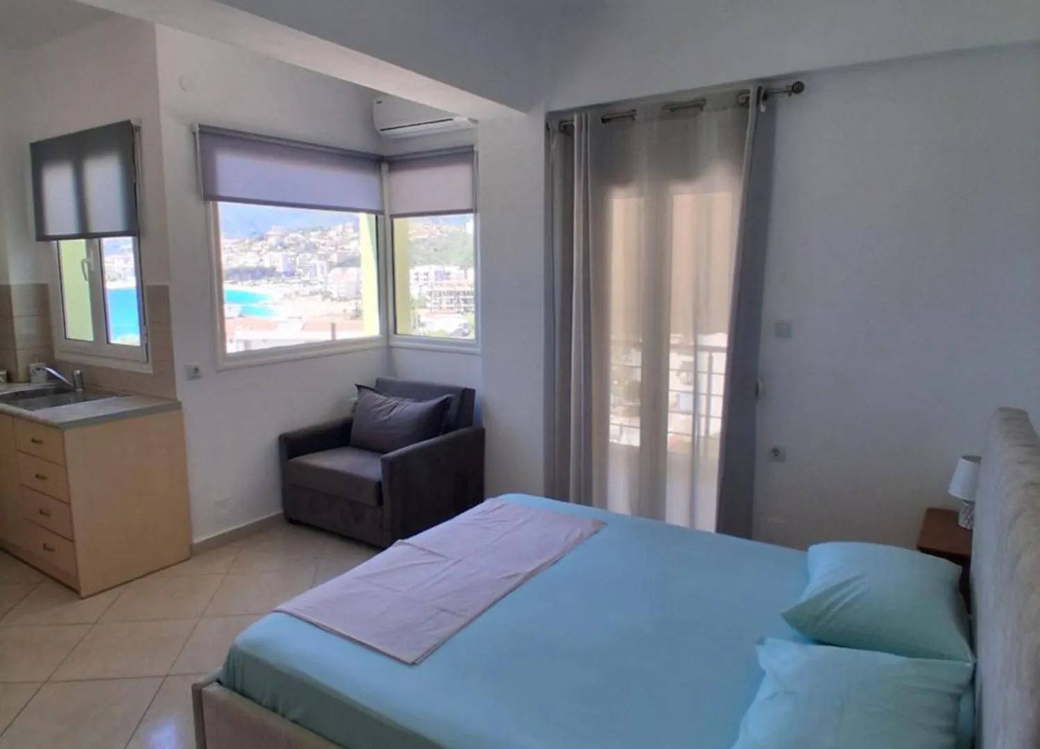 Rooms With View Himare Apartment