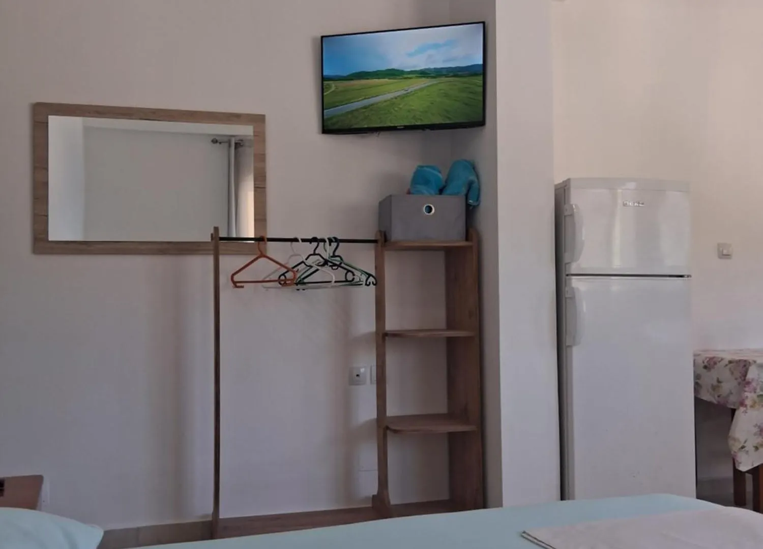 Rooms With View Himare