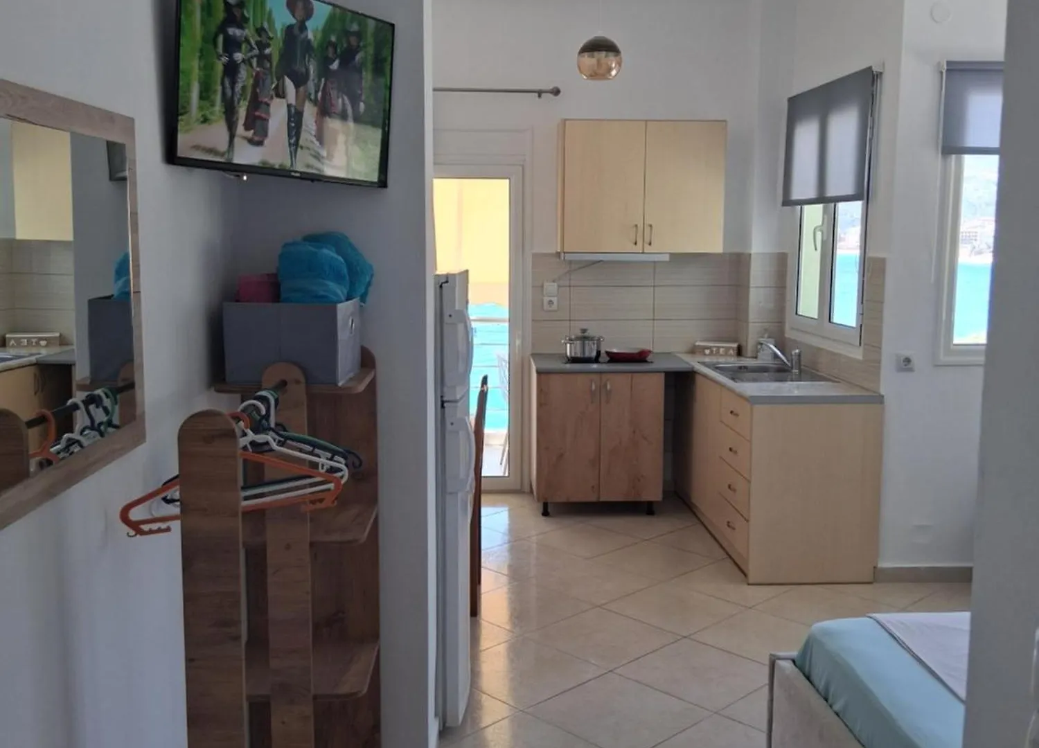 Rooms With View Himare 0*,