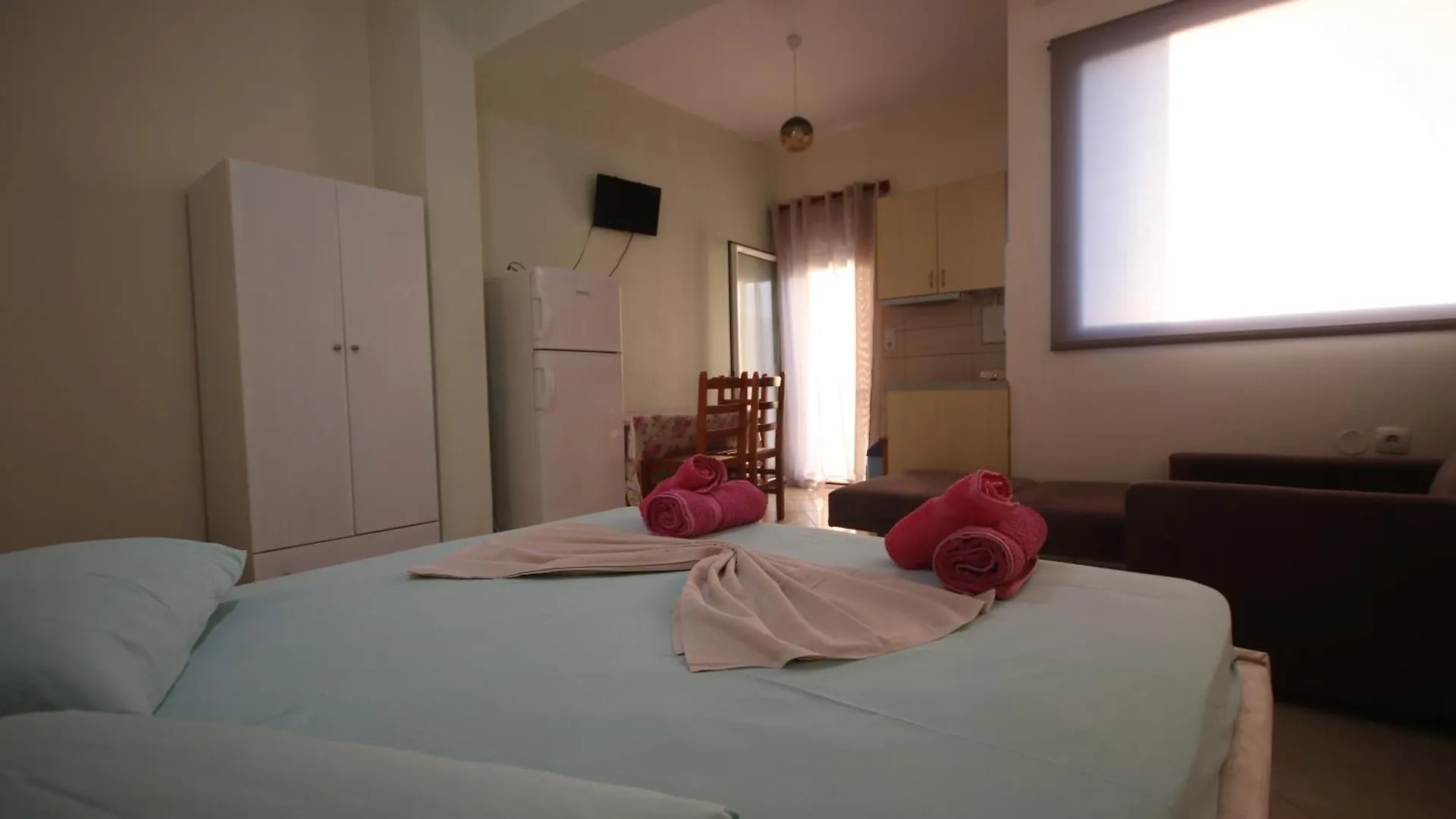 Apartment Rooms With View Himare Albania